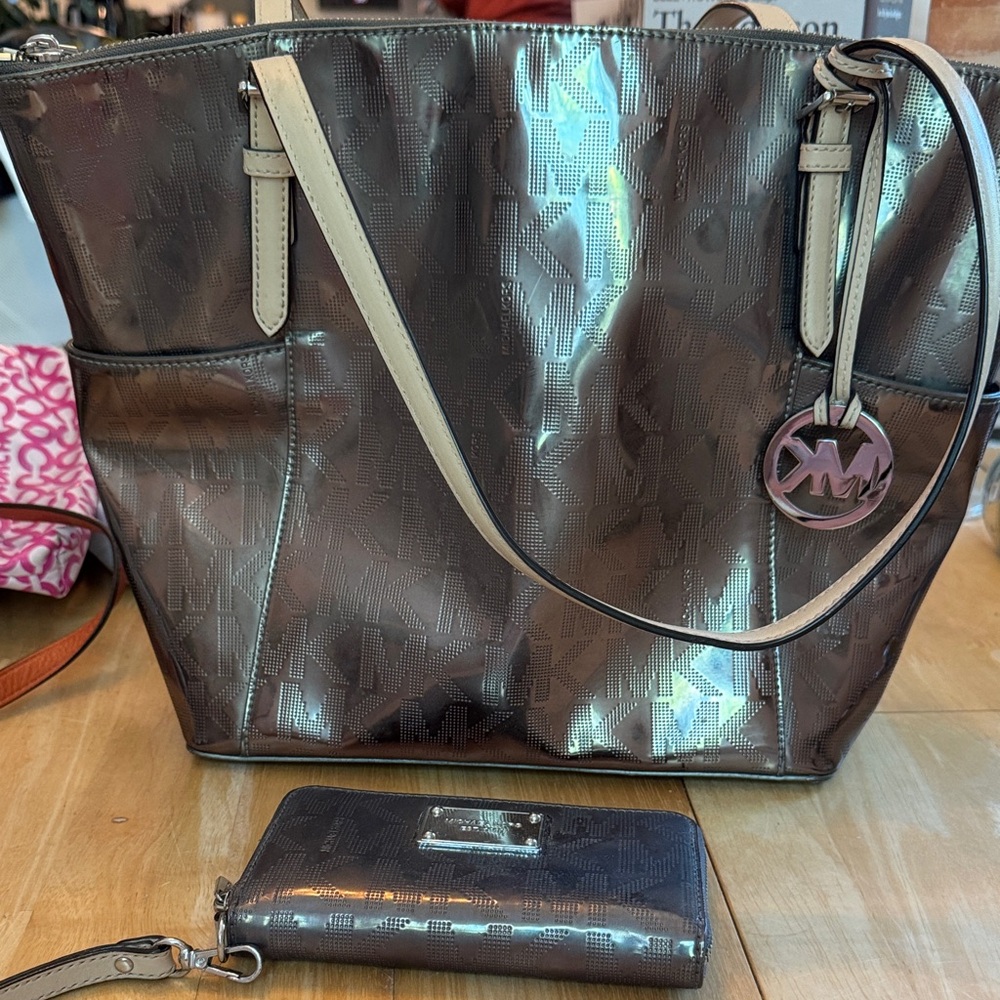 Michael Kors Metallic Brown MK Logo Tote with Matching Wallet Set